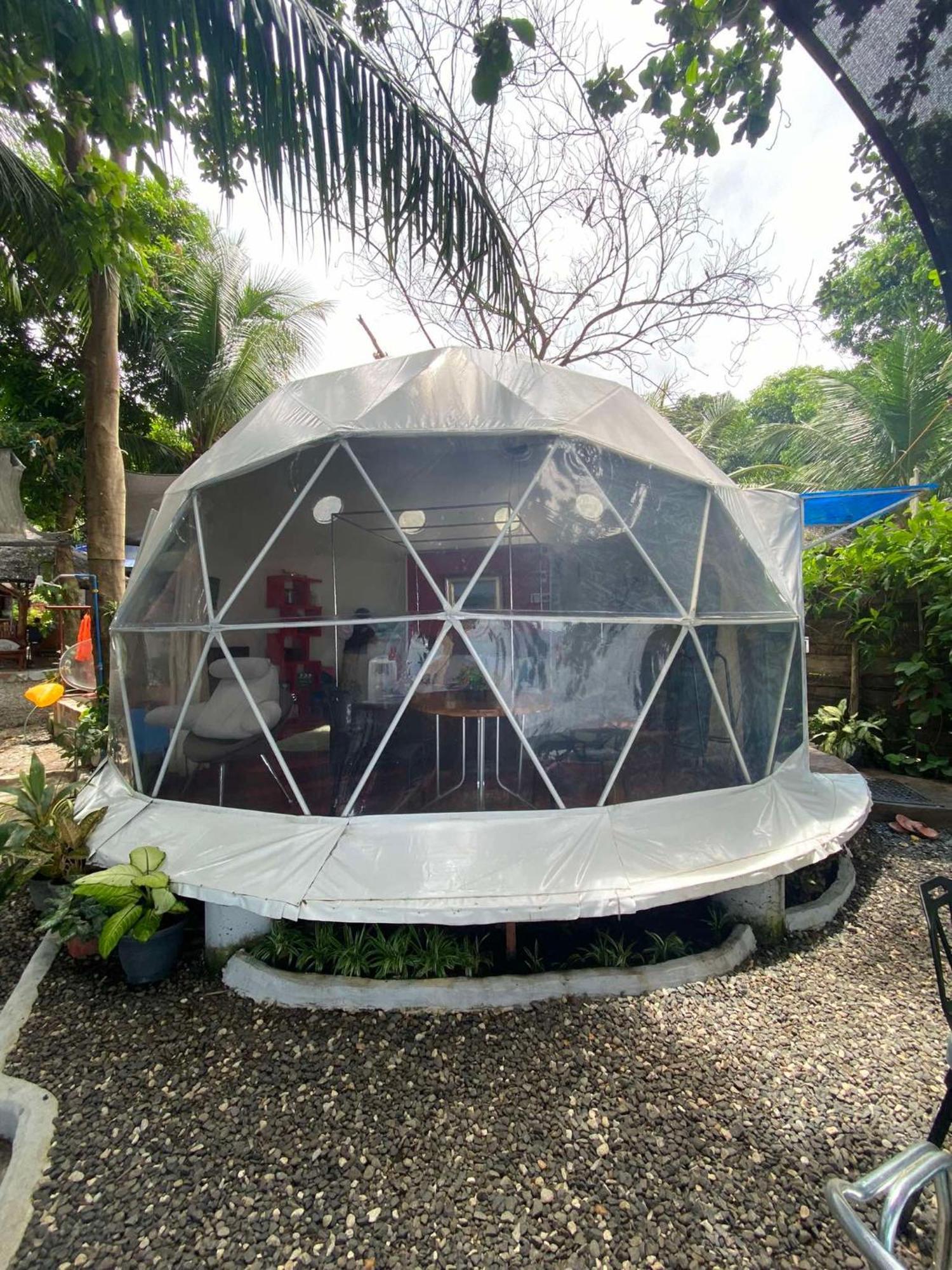 Glamping Dome Dauin Beach Resort Экстерьер фото